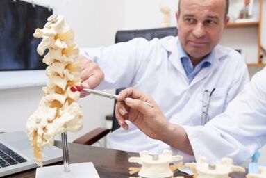 As razões para o desenvolvimento da osteocondrose da coluna