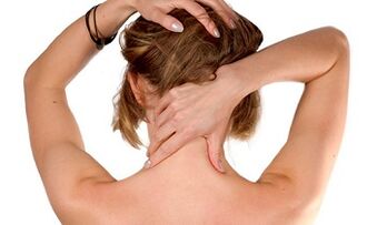 Auto -massagem do pescoço para osteocondrose