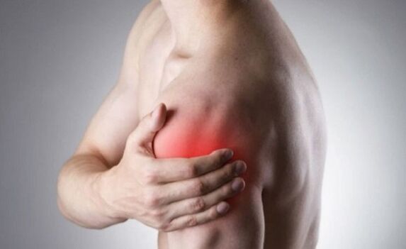 artrite glenoumeral como causa de dor nas costas sob a omoplata esquerda
